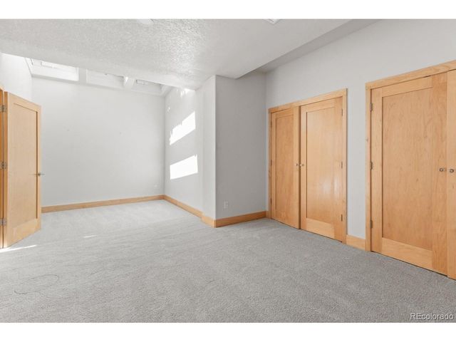 58 Blue Heron Dr, Thornton, CO 80241