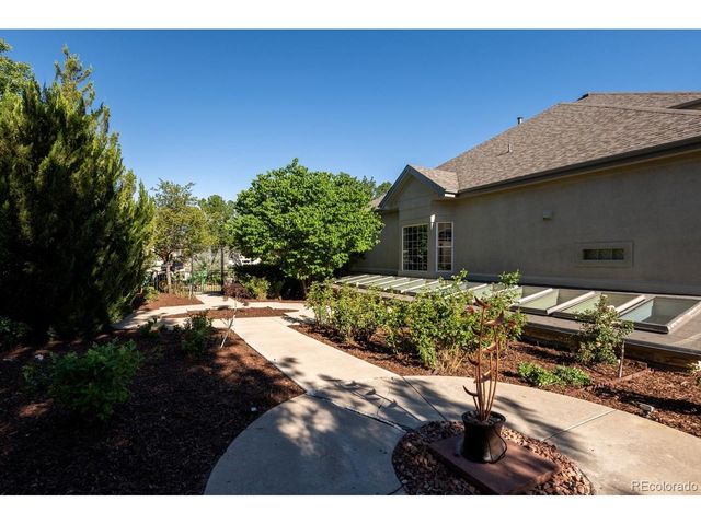 58 Blue Heron Dr, Thornton, CO 80241