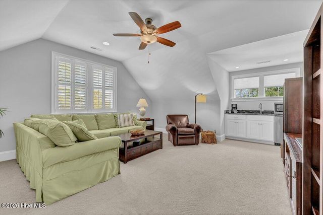 6916 Runningbrook Terrace, Wilmington, NC 28411