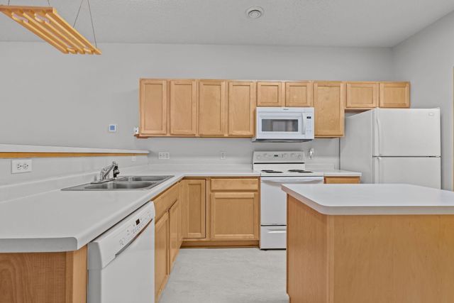 11226 Isanti Court NE, Blaine, MN 55449