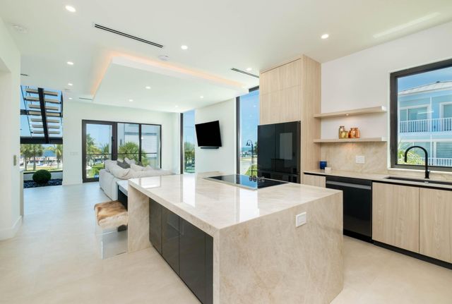 94825 Overseas Highway 174, Key Largo, FL 33037