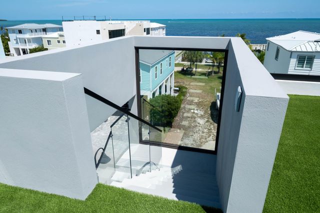 94825 Overseas Highway 174, Key Largo, FL 33037