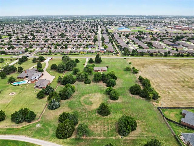 500 SW 164th Street, Oklahoma City, OK 73170