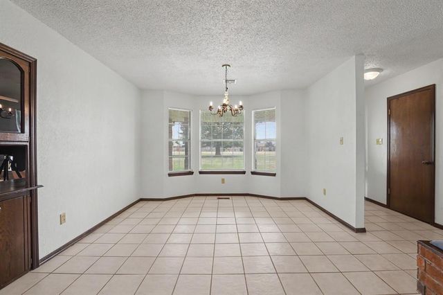 500 SW 164th Street, Oklahoma City, OK 73170