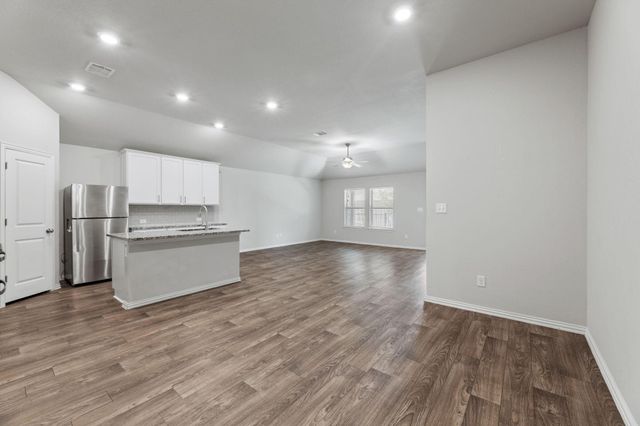 143 Alexander, Kyle, TX 78640