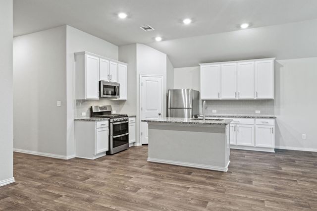 143 Alexander, Kyle, TX 78640