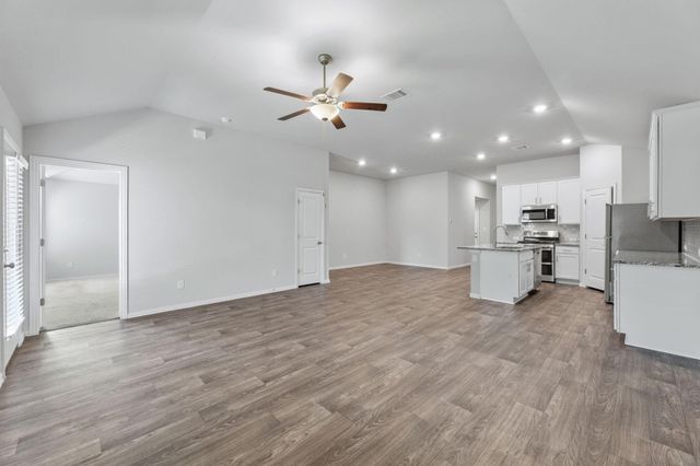 143 Alexander, Kyle, TX 78640