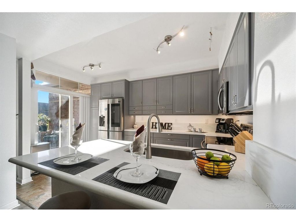 6434 Silver Mesa Dr C, Highlands Ranch, CO 80130