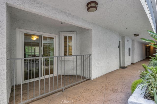 4401 Sepulveda Boulevard 105, Sherman Oaks, CA 91403