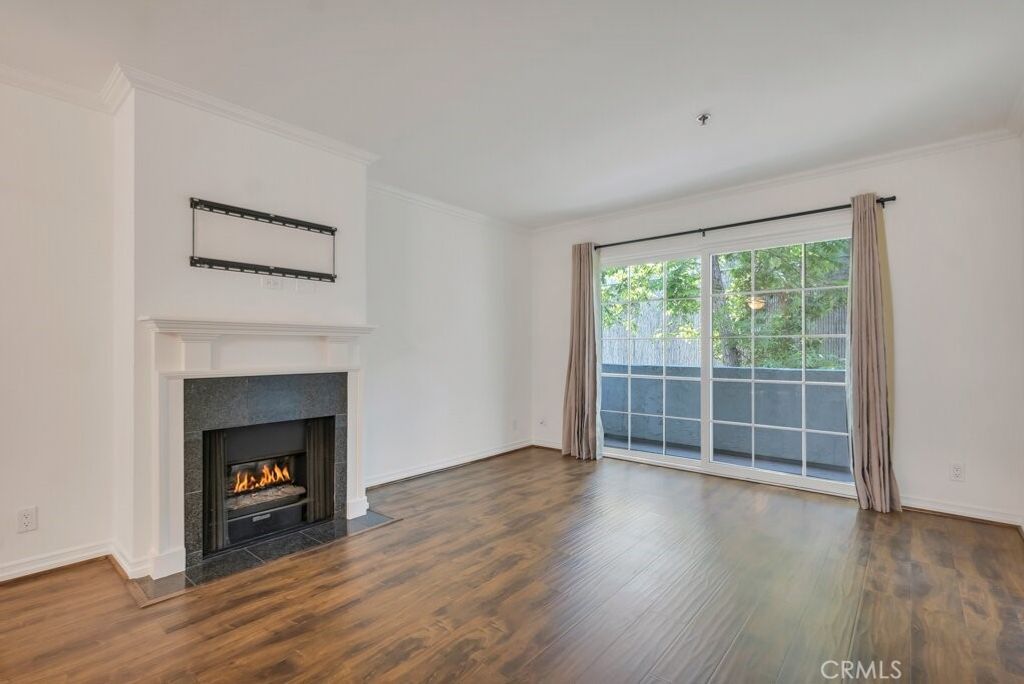 Image 11 of property listing at 4401 Sepulveda Boulevard 105, Sherman Oaks, CA 91403