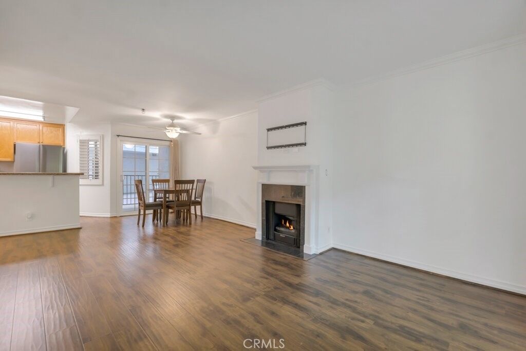 Image 15 of property listing at 4401 Sepulveda Boulevard 105, Sherman Oaks, CA 91403