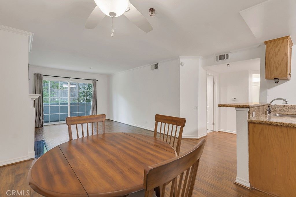 Image 23 of property listing at 4401 Sepulveda Boulevard 105, Sherman Oaks, CA 91403