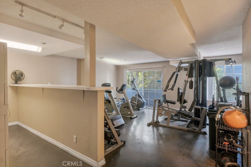 Image 35 of property listing at 4401 Sepulveda Boulevard 105, Sherman Oaks, CA 91403