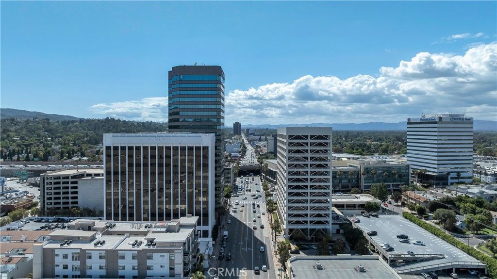 Image 53 of property listing at 4401 Sepulveda Boulevard 105, Sherman Oaks, CA 91403