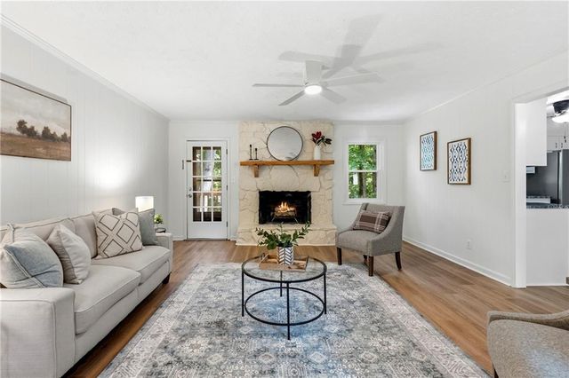 1528 Corbin Place SW, Marietta, GA 30008