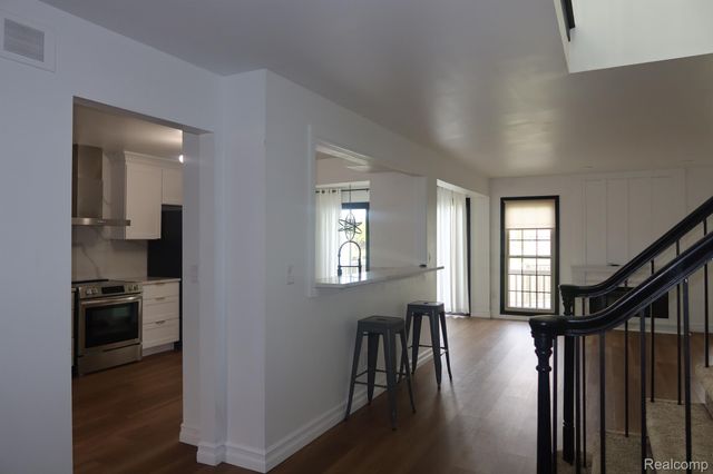 49234 ALMA Court, Shelby Charter Township, MI 48315