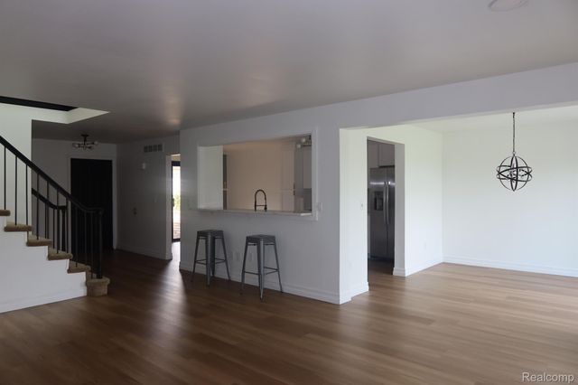 49234 ALMA Court, Shelby Charter Township, MI 48315