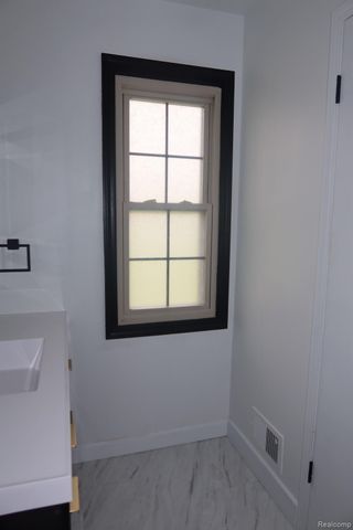 49234 ALMA Court, Shelby Charter Township, MI 48315