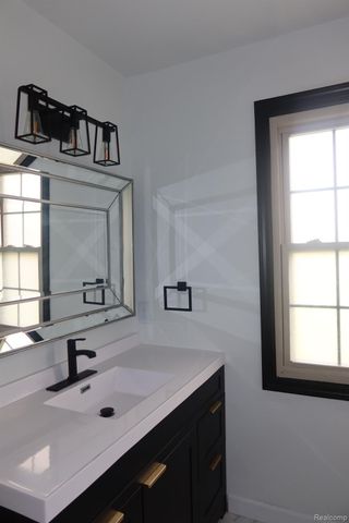 49234 ALMA Court, Shelby Charter Township, MI 48315