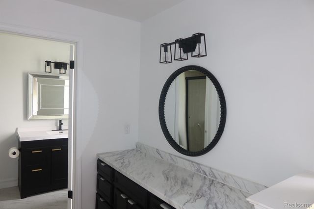 49234 ALMA Court, Shelby Charter Township, MI 48315