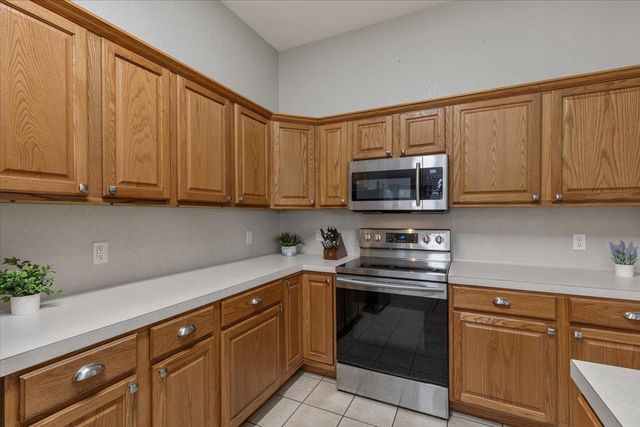 104 Spring Branch BR, Bastrop, TX 78602