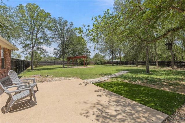 104 Spring Branch BR, Bastrop, TX 78602