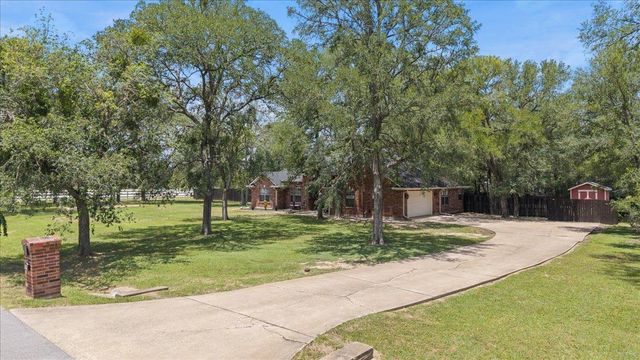 104 Spring Branch BR, Bastrop, TX 78602