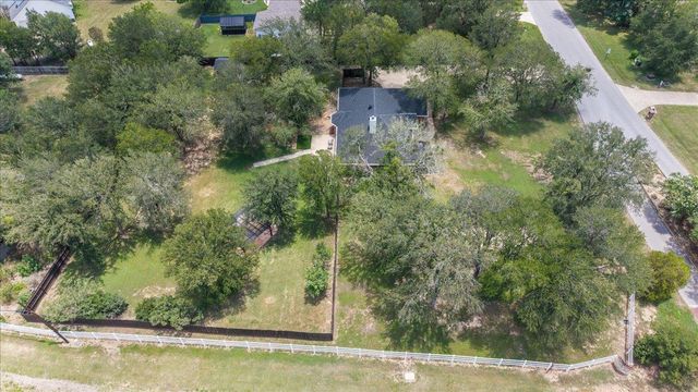 104 Spring Branch BR, Bastrop, TX 78602