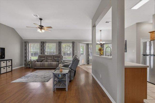 104 Spring Branch BR, Bastrop, TX 78602