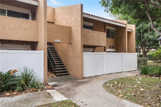 1001 W Macarthur 110, Santa Ana, CA 92707