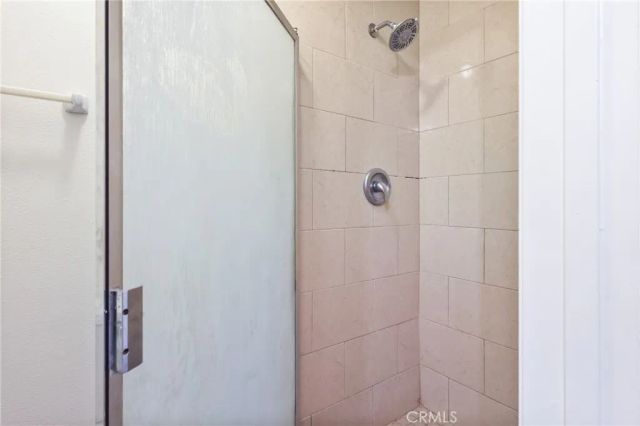 1001 W Macarthur 110, Santa Ana, CA 92707