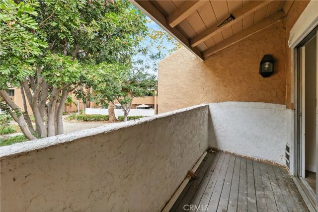 1001 W Macarthur 110, Santa Ana, CA 92707