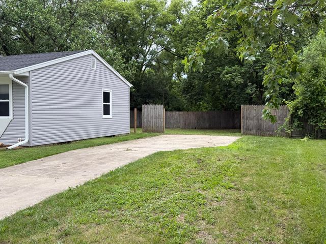 216 Ardmoor Drive, Bedford Twp, MI 49037