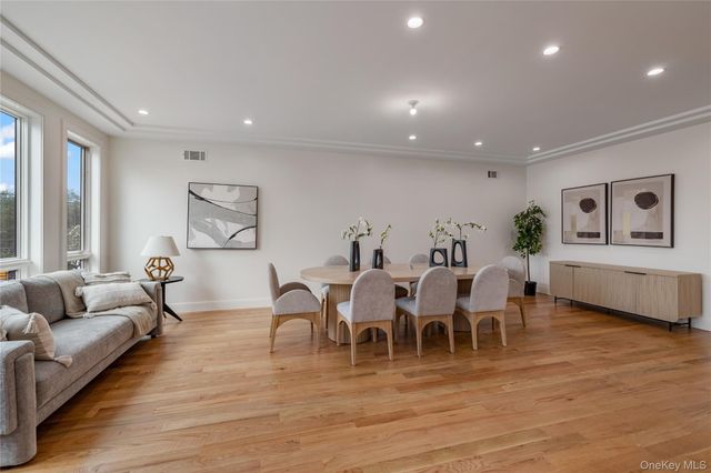 17 Union Road 208, Spring Valley, NY 10977