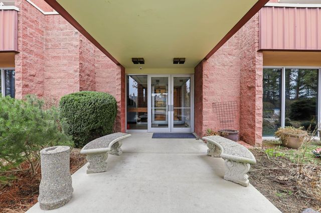 1311 S Westcliff Pl, Spokane, WA 99224