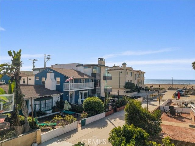 32 21st, Hermosa Beach, CA 90254