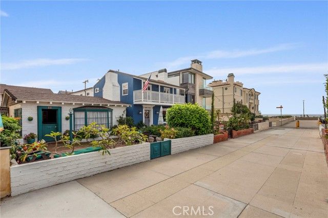 32 21st, Hermosa Beach, CA 90254
