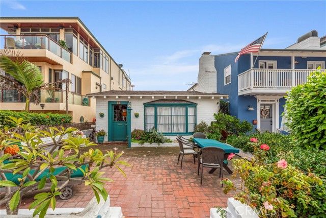 32 21st, Hermosa Beach, CA 90254