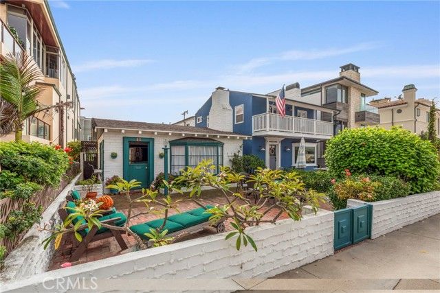 32 21st, Hermosa Beach, CA 90254