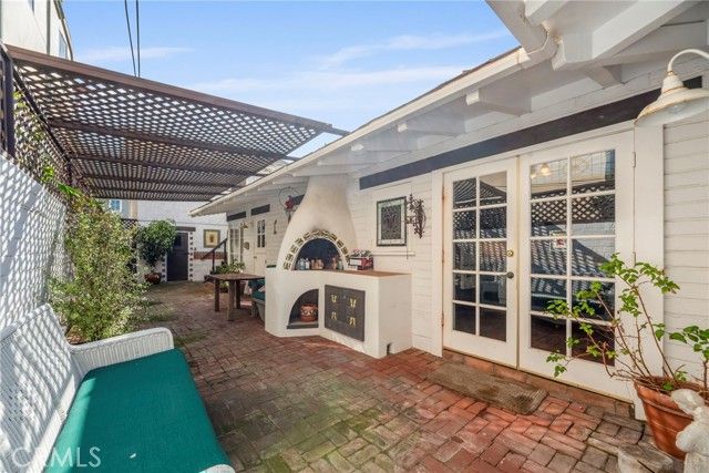 32 21st, Hermosa Beach, CA 90254