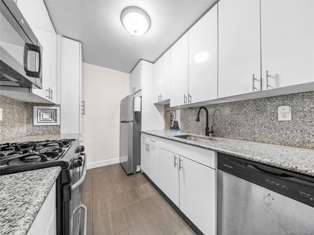 35-20 Leverich Street 209, Jackson Heights, NY 11372