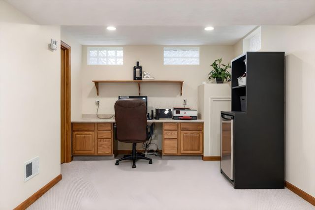 2070 Shirlene Drive, Grove City, OH 43123