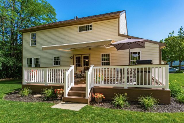2070 Shirlene Drive, Grove City, OH 43123