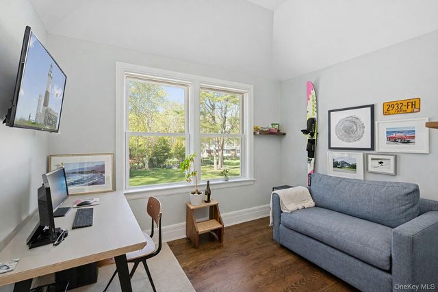 134A Montauk Highway, Westhampton, NY 11977