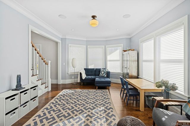 134A Montauk Highway, Westhampton, NY 11977