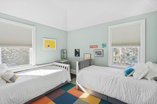 134A Montauk Highway, Westhampton, NY 11977