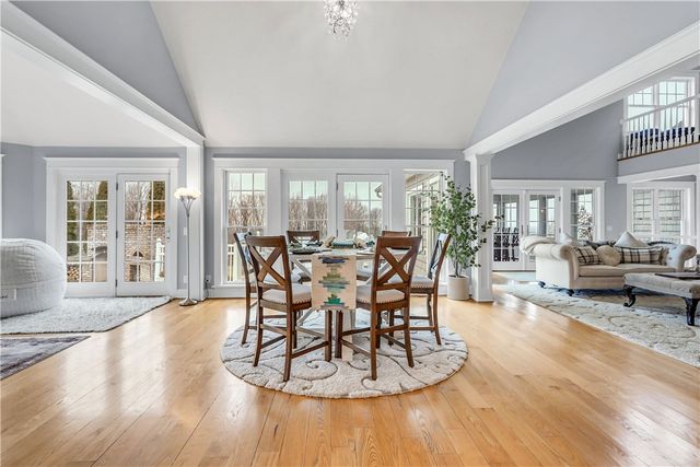 29 Foxboro Lane, Perinton, NY 14450