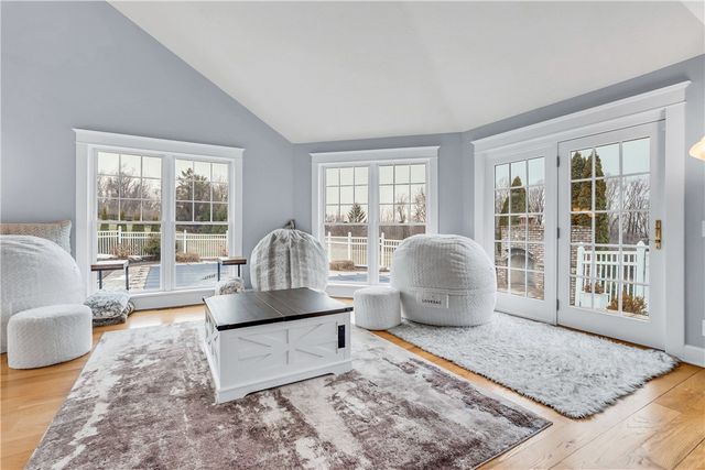 29 Foxboro Lane, Perinton, NY 14450