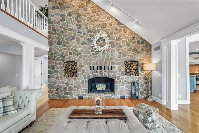 29 Foxboro Lane, Perinton, NY 14450