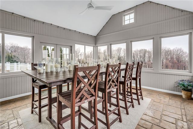 29 Foxboro Lane, Perinton, NY 14450